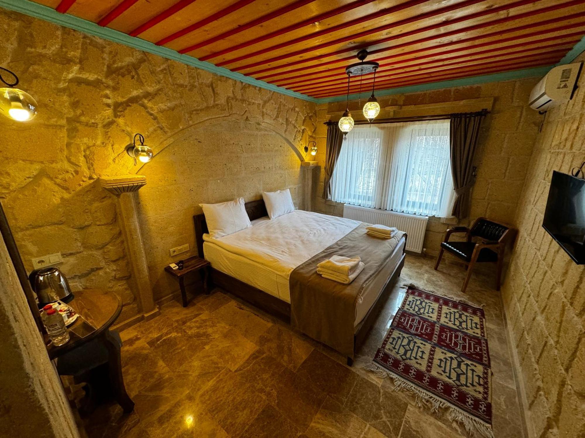 Rustic Caves Hotel Goreme Exterior photo